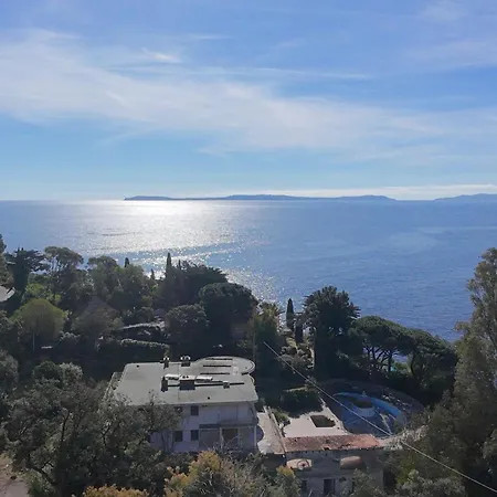 Le Golfe Bleu * Le Rayol-Canadel-sur-Mer