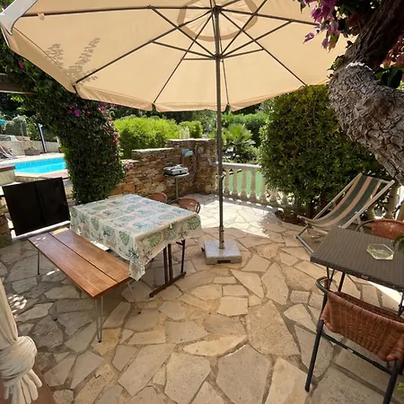 Le Golfe Bleu Apartment *